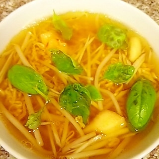 カクテキとバジルのミニチキンラーメン